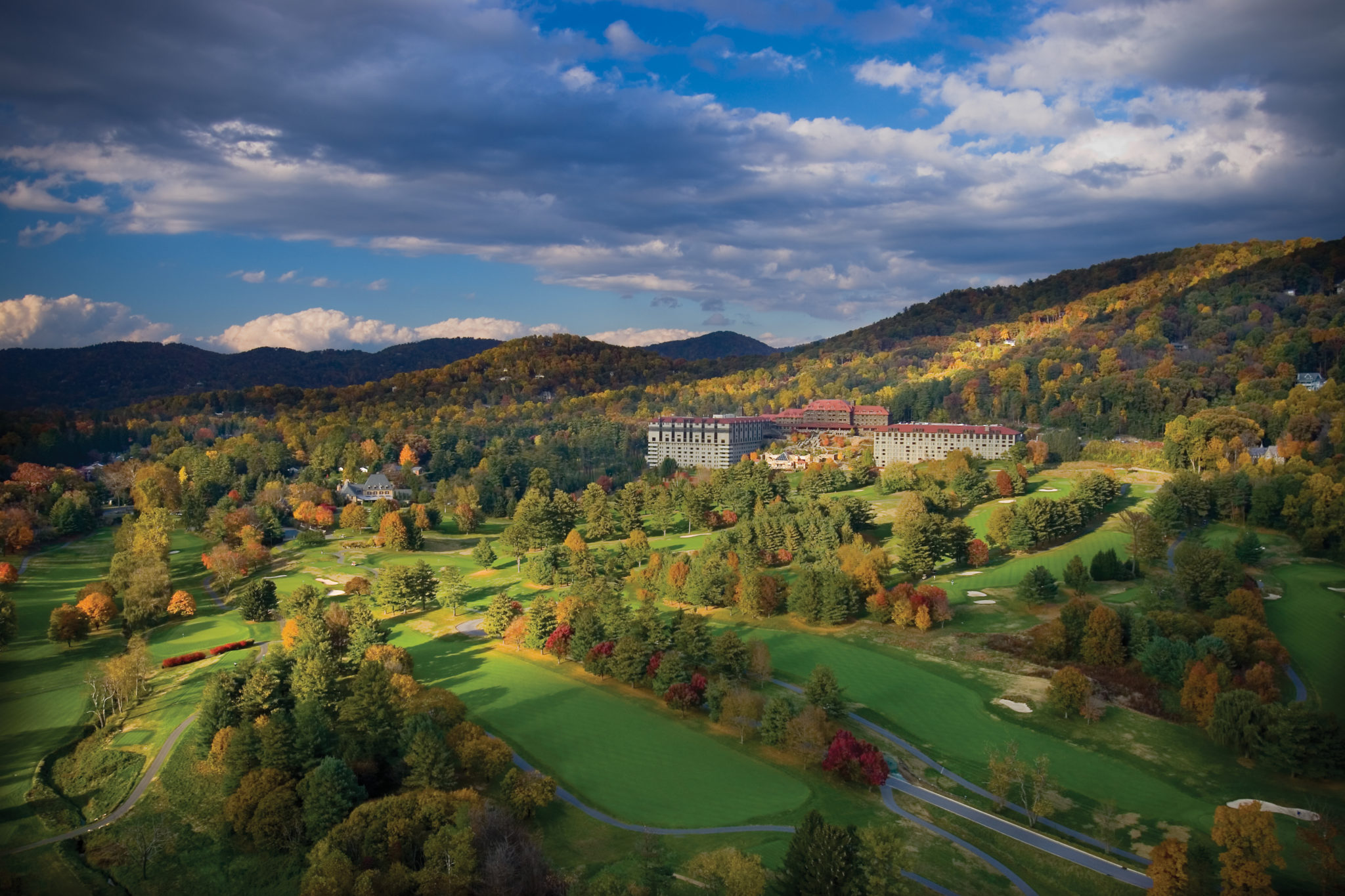 Guide to Asheville, NC Golf Courses (Public, Private, Mini & Disc